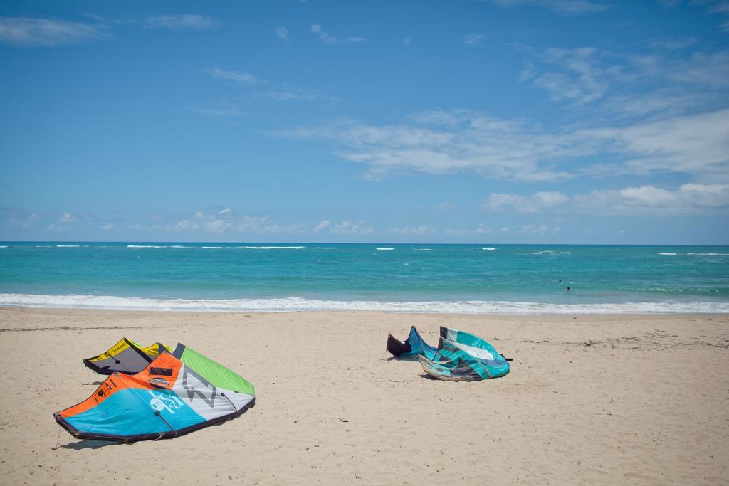 Kite Beach Inn Кабарете Екстериор снимка