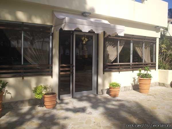 Kite Beach Inn Кабарете Екстериор снимка